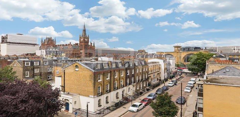 			2 Bedroom, 1 bath, 1 reception Flat			 Birkenhead Street , KINGS CROSS